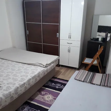 Apartment Dolorosa 3 *